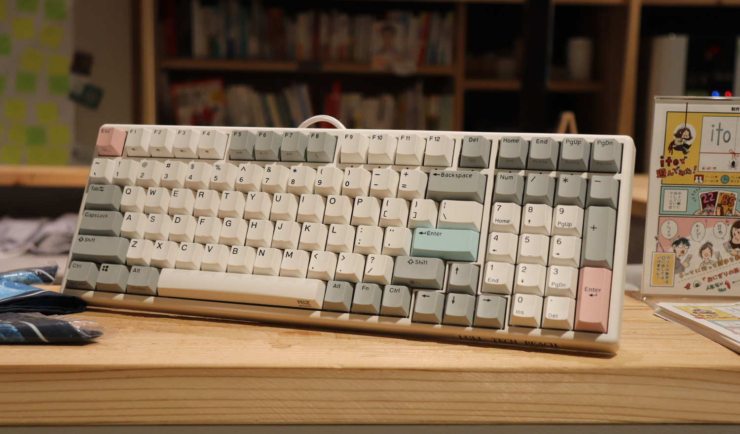 Niz X99キーボードの展示がLULL TECH BEACHで開催中