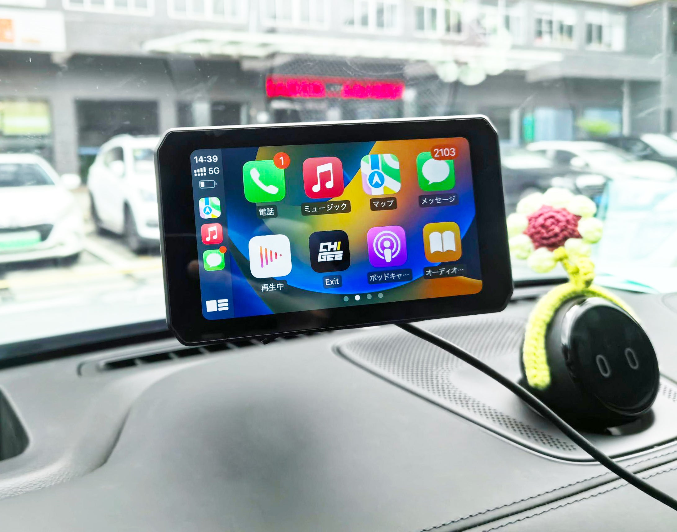 車内専用の吸盤式タイプスタンド AIO-5 Play用