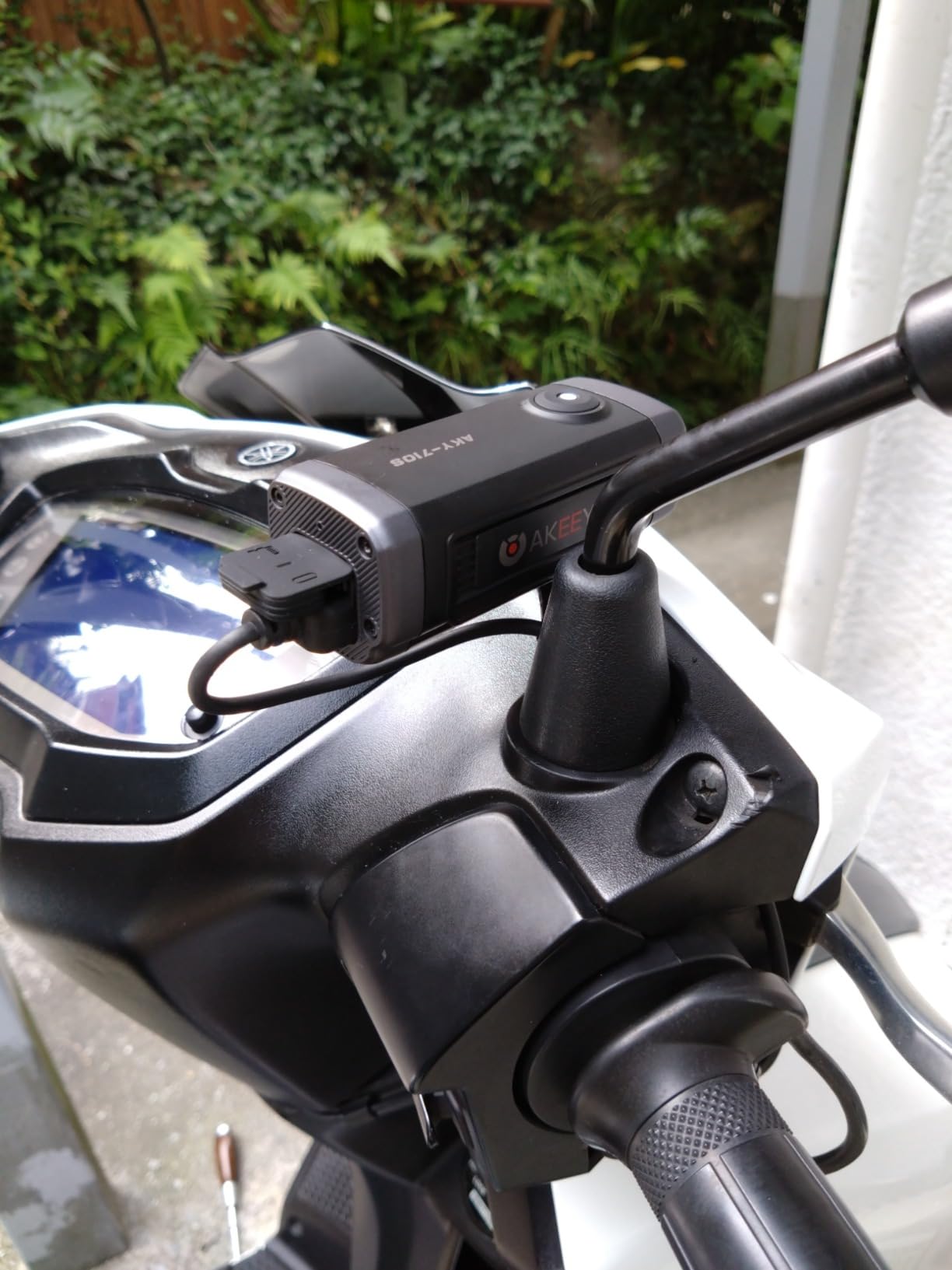 AKY-710pro用のバックミラーブラケット