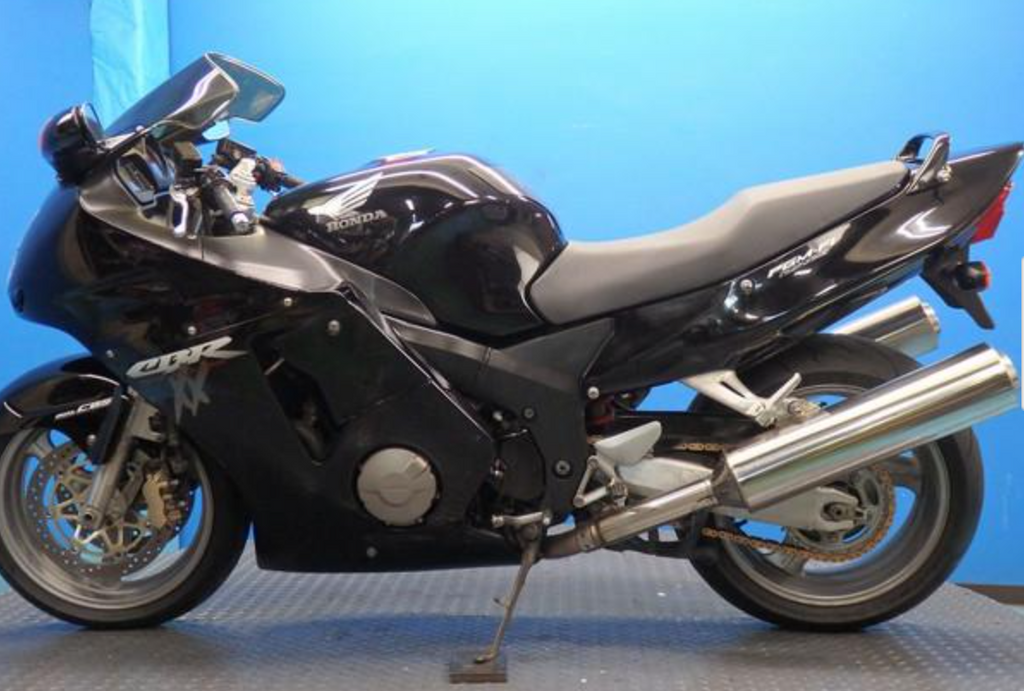 CBR1100XX 外装（再塗装向け）他SET（引取り限定） 1998