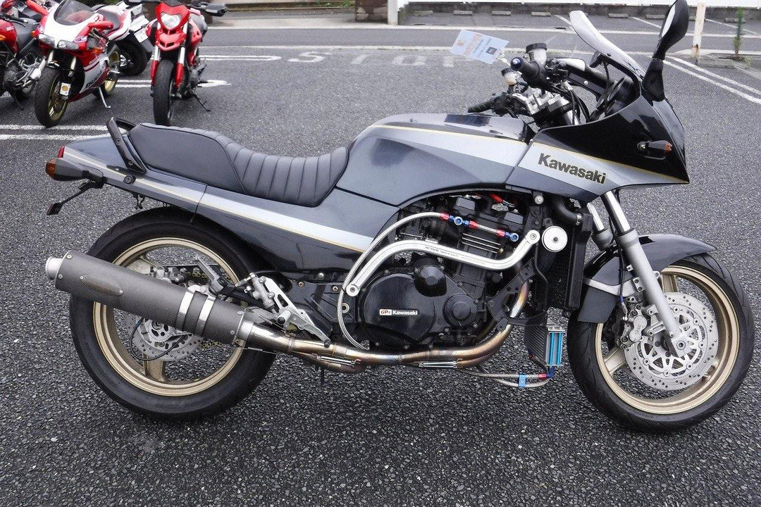 Kawasaki GPZ 900 外装カウル フルセット タンクカバー 透明風防スクリーンあり パーツ デカール 塗装済み - AKEEYO